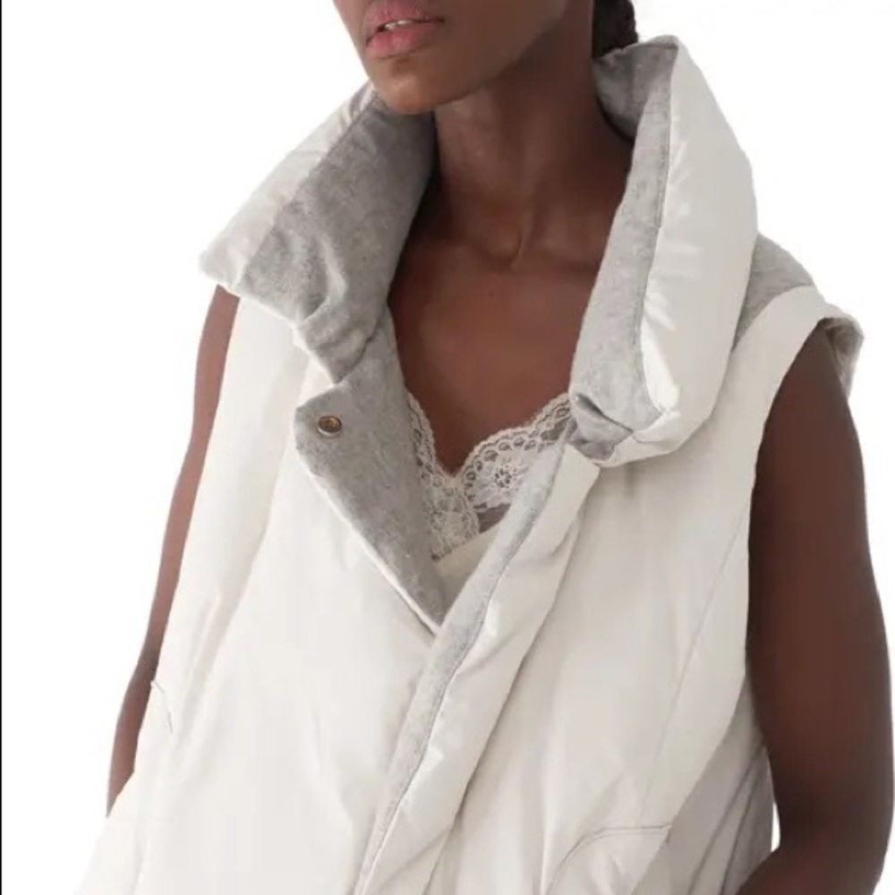 NWT SOSKEN Elexa Long Quilted Down Vest